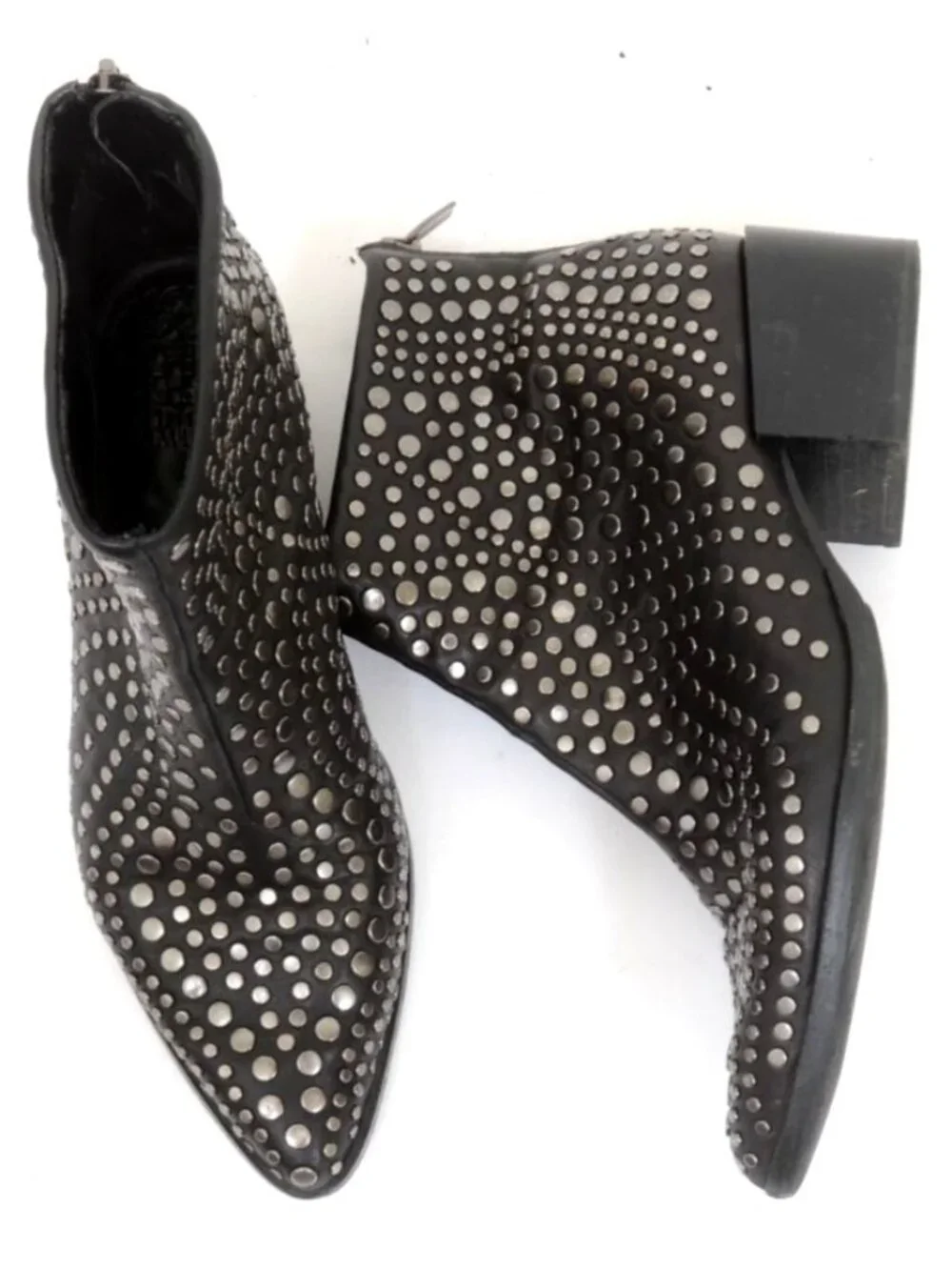 Vince Camuto Women's 8.5 Edenny Leather Studded Ankle Boot Rocker Chic Moto